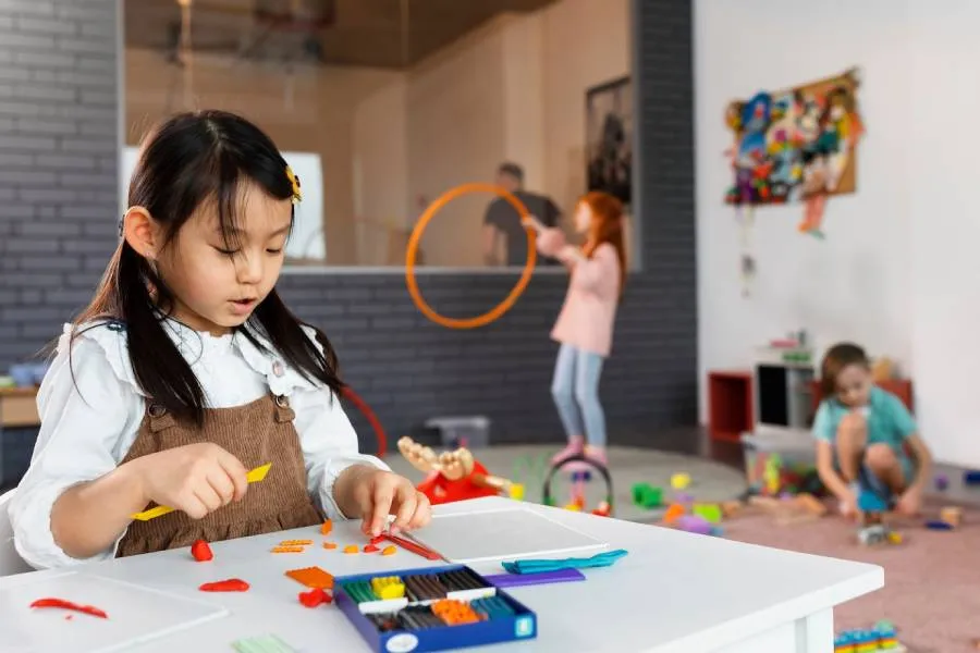 Children enjoying an activity at Heilakidz